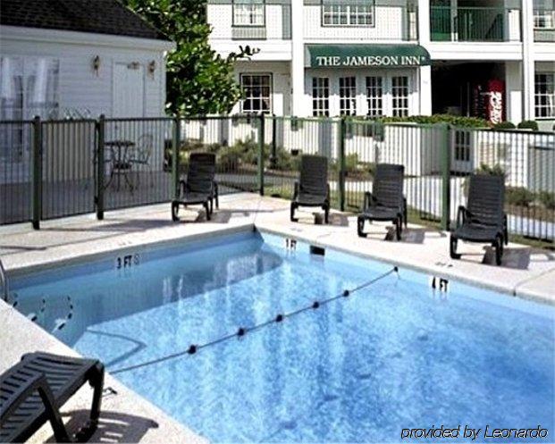 Baymont By Wyndham Smithfield Hotel Instalações foto